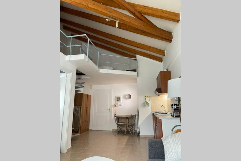 Attic Studio Stay Kalamáta Kültér fotó
